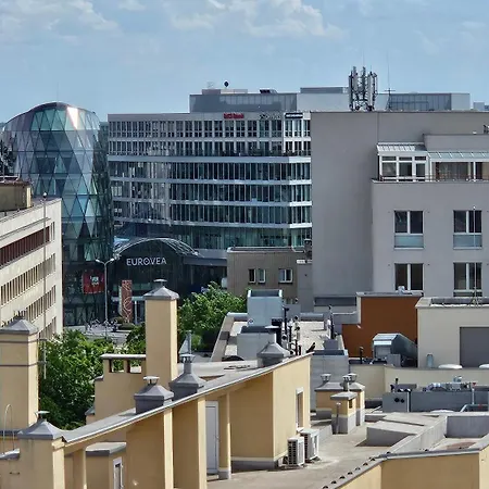 Panorama View Design In Old Town - Free Parking Apartment *
