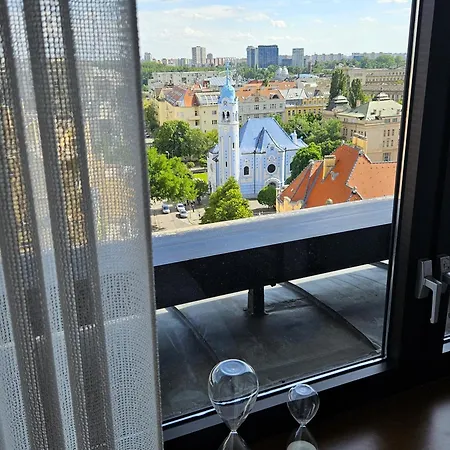 Apartment Panorama View Design In Old Town - Free Parking *