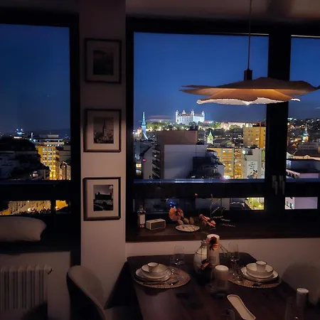 Panorama View Design In Old Town - Free Parking Apartment