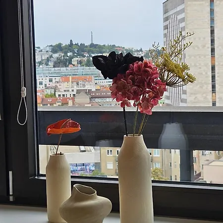 Panorama View Design Apts In Old Town - Free Parking Διαμέρισμα *