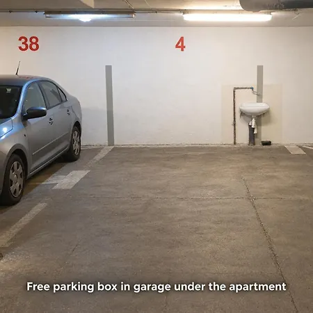 Panorama View Design Apts In Old Town - Free Parking Bratislava