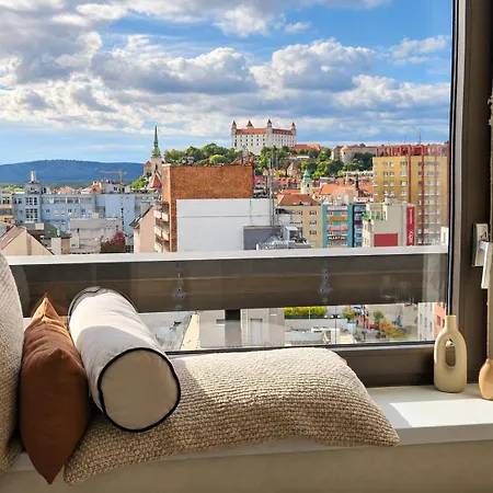 Panorama View Design Apts In Old Town - Free Parking Bratislava