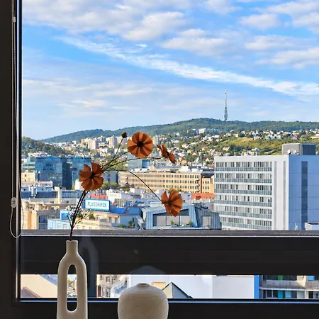 Panorama View Design Apts In Old Town - Free Parking Bratislava