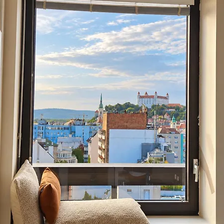 Panorama View Design Apts In Old Town - Free Parking Bratislava