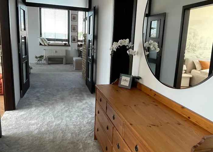 Panorama View Design Apts In Old Town - Free Parking