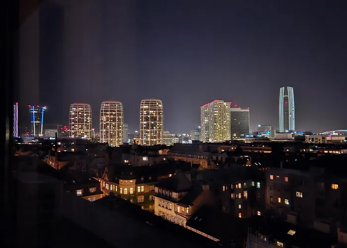 Panorama View Design Apts In Old Town - Free Parking