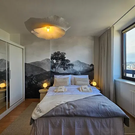 Panorama View Design Apts In Old Town - Free Parking *