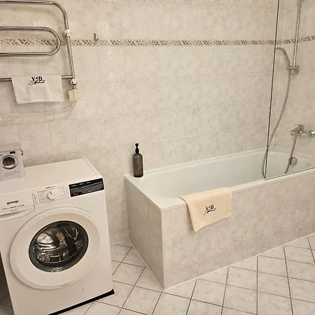 公寓 Panorama View Design Apts In Old Town - Free Parking *