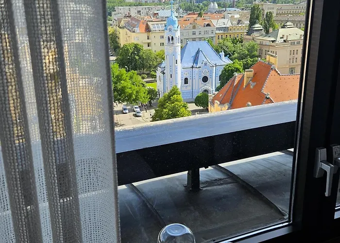 Апартаменты Panorama View Design Apts In Old Town - Free Parking *