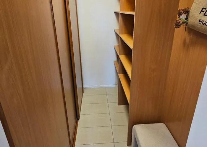 Panorama View Design Apts In Old Town - Free Parking *